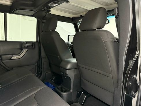 Used 2016 Jeep Wrangler Unlimited Sport w/ Quick Order Package 24S image 35