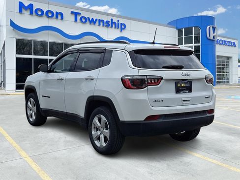 Used 2022 Jeep Compass Latitude w/ Sun and Sound Group image 4