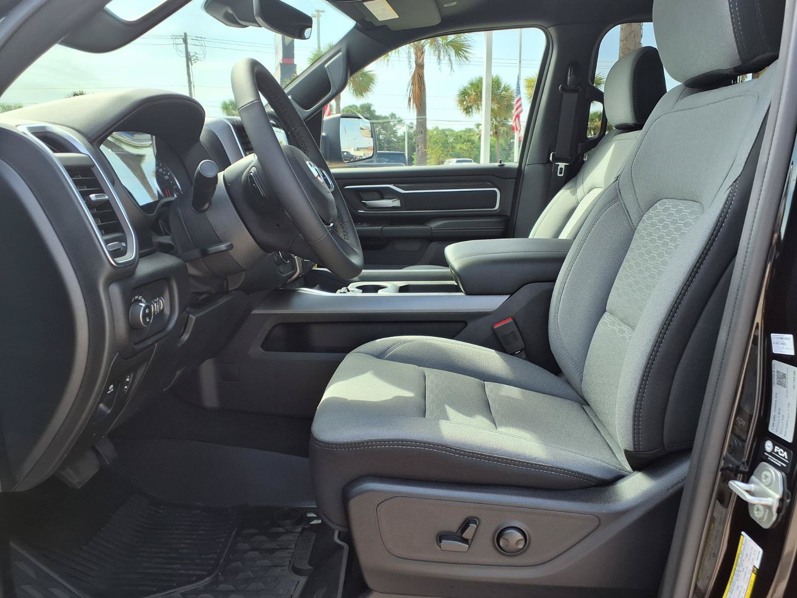 Used 2026 RAM 1500 Lone Star AWD/4WD image 25