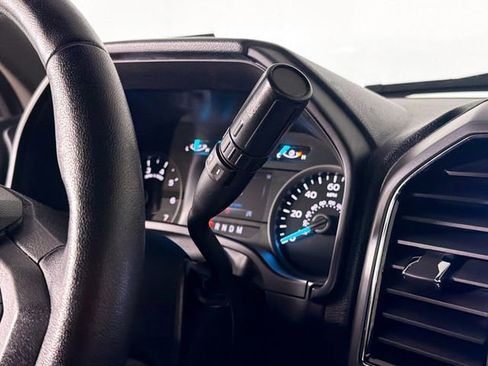 Used 2019 Ford F150 XLT w/ Equipment Group 302A Luxury AWD/4WD image 17