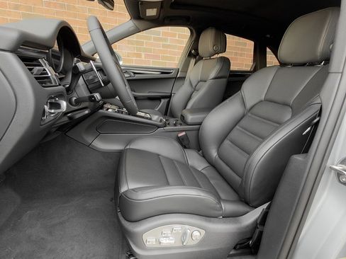 New 2026 Porsche Macan S image 5