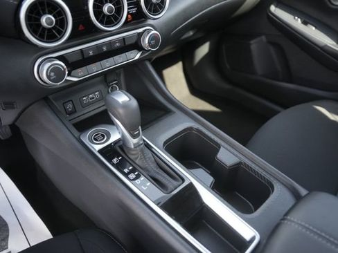 Used 2025 Nissan Sentra SV image 28