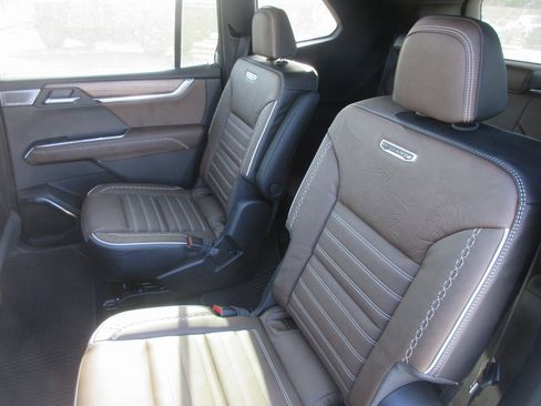 New 2026 GMC Acadia Denali Ultimate image 13