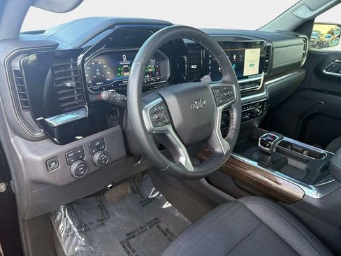 Used 2025 Chevrolet Silverado 1500 LT Trail Boss w/ Protection Package AWD/4WD image 21