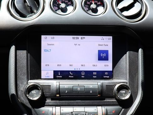 Used 2022 Ford Mustang Shelby GT500 w/ Technology Package RWD image 54