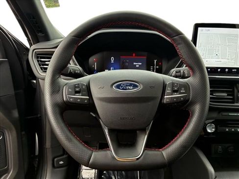 Used 2024 Ford Escape ST-Line w/ Tech Pack #1 AWD/4WD image 10