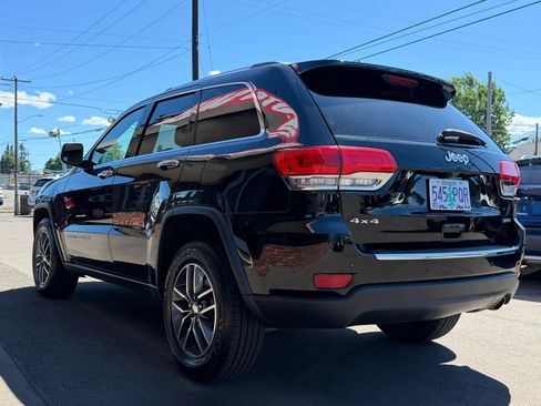 Used 2018 Jeep Grand Cherokee Limited AWD/4WD image 8