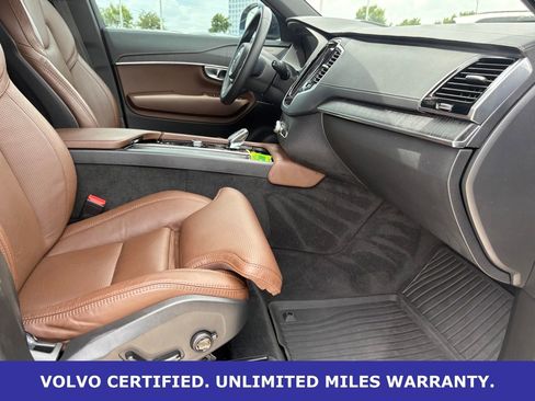 Certified 2023 Volvo XC90 T8 Ultimate w/ Protection Package Premier AWD/4WD image 38