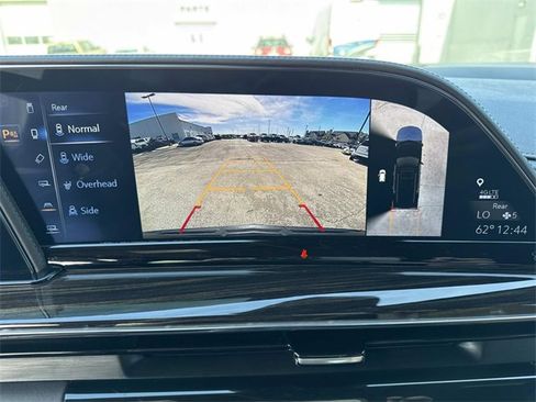 Used 2021 Cadillac Escalade Premium Luxury w/ Driver Assist Tech Package image 25