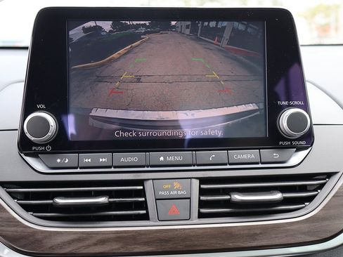 Used 2023 Nissan Altima 2.5 SV image 48