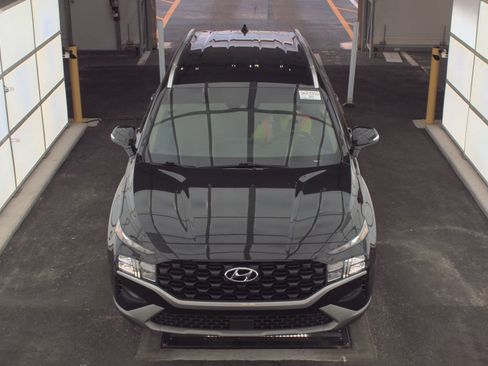 Used 2023 Hyundai Santa Fe SEL FWD image 2