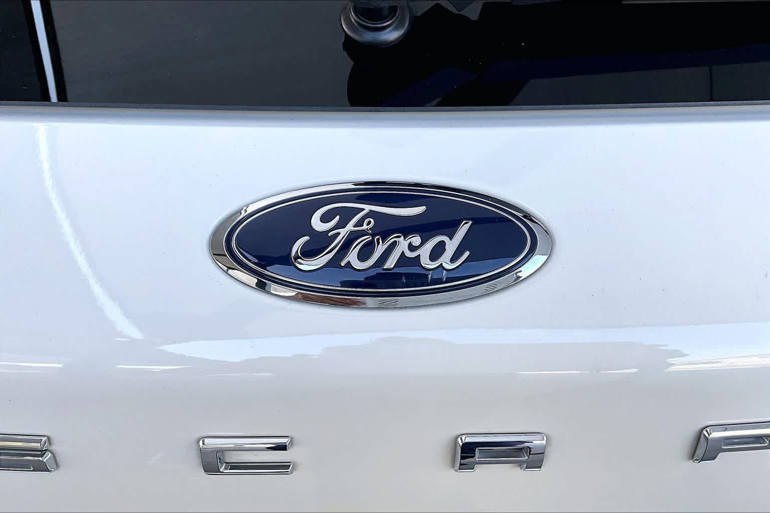 Used 2024 Ford Escape ST-Line w/ Tech Pack #1 FWD image 30