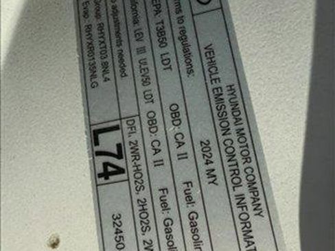 Used 2024 Hyundai Palisade Limited image 21