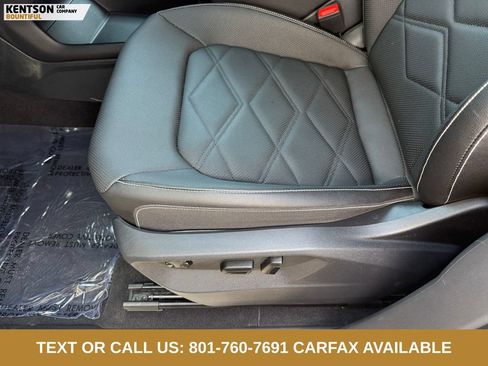 Used 2025 Volkswagen Atlas SE AWD/4WD image 28