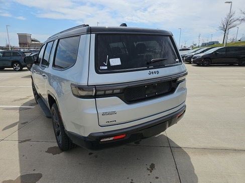 New 2026 Jeep Grand Wagoneer 4WD image 3