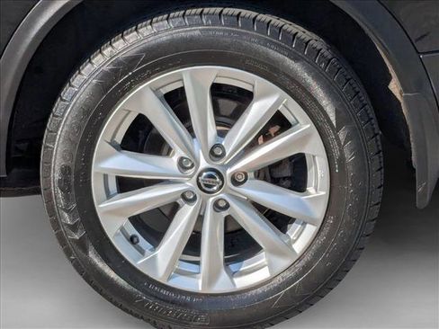 Used 2019 Nissan Rogue Sport SV w/ All-Weather Package image 22