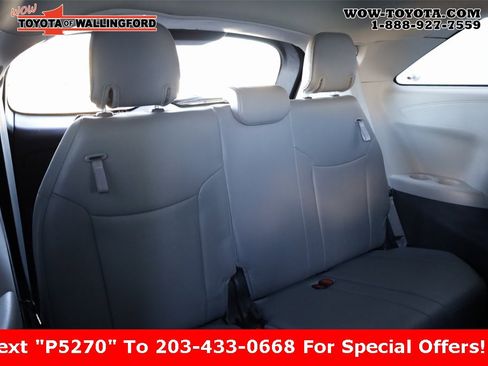 Certified 2024 Toyota Sienna XLE image 31