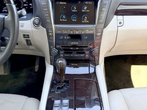 Used 2009 Lexus LS 460 L RWD image 34