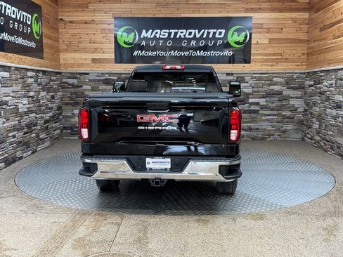 Used 2024 GMC Sierra 1500 Pro w/ Pro Value Package image 8