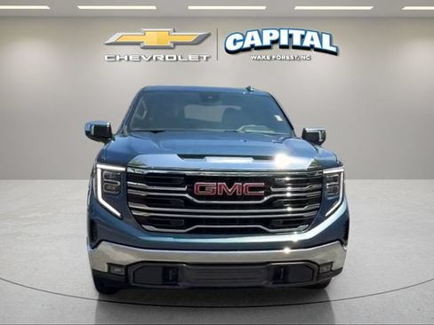 Used 2024 GMC Sierra 1500 SLT AWD/4WD image 8