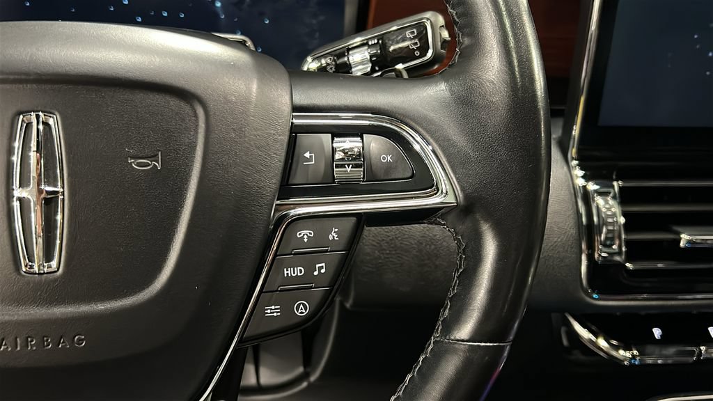 Certified 2022 Lincoln Navigator Reserve AWD/4WD image 13