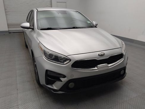 Used 2020 Kia Forte LXS FWD image 14