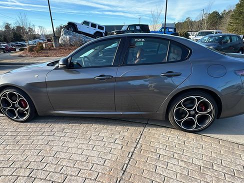 Used 2024 Alfa Romeo Giulia Ti w/ Active Assist Plus Package image 11