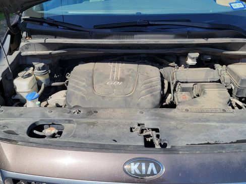 Used 2015 Kia Sedona EX w/ EX Premium Package FWD image 33
