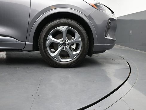 Used 2024 Ford Escape ST-Line FWD image 11