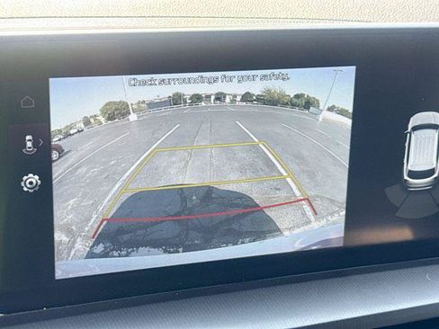 Used 2025 Kia Telluride S AWD/4WD image 24