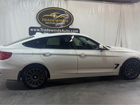 Used 2015 BMW 328i Gran Turismo xDrive image 7