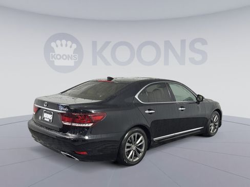 Used 2016 Lexus LS 460 w/ Comfort Package image 7