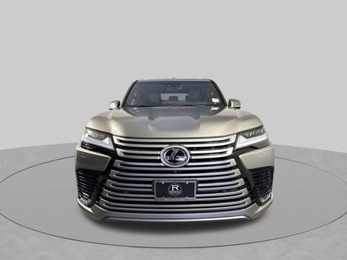 Used 2024 Lexus LX 600 4WD w/ Luxury Package image 27