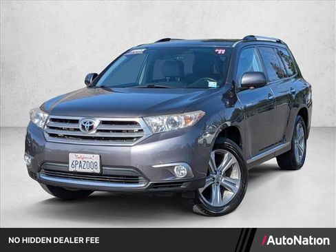 Used 2011 Toyota Highlander Limited w/ Tow Pkg AWD/4WD image 1