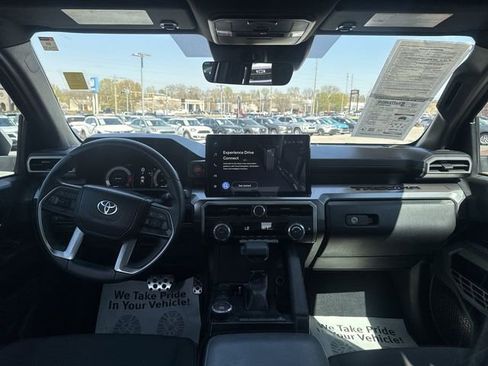 Used 2024 Toyota Tacoma TRD Sport image 14