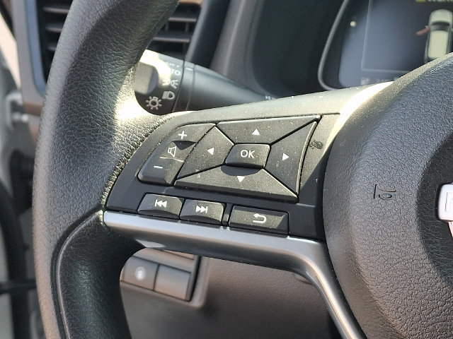 Used 2025 Nissan Leaf S FWD image 7