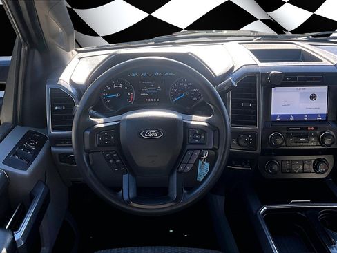 Used 2022 Ford F350 XLT w/ XLT Premium Package image 3