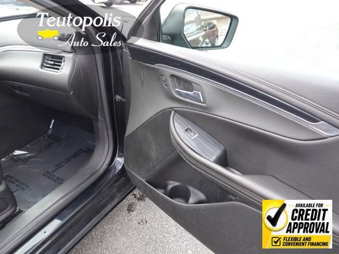 Used 2019 Chevrolet Impala LT FWD image 29