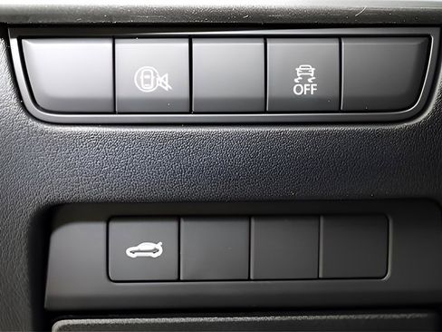 Used 2024 MAZDA MAZDA3 s image 26