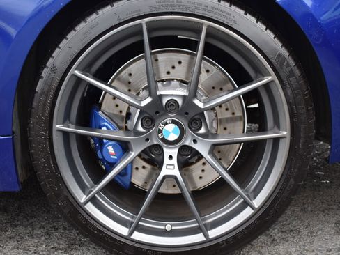 Used 2019 BMW M4 CS w/ Executive Package image 13