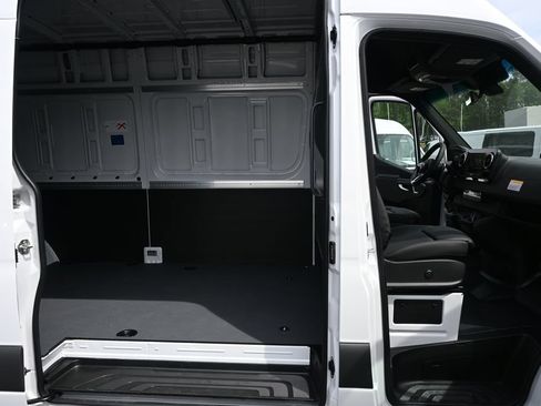 Used 2026 Mercedes-Benz Sprinter 3500 image 22