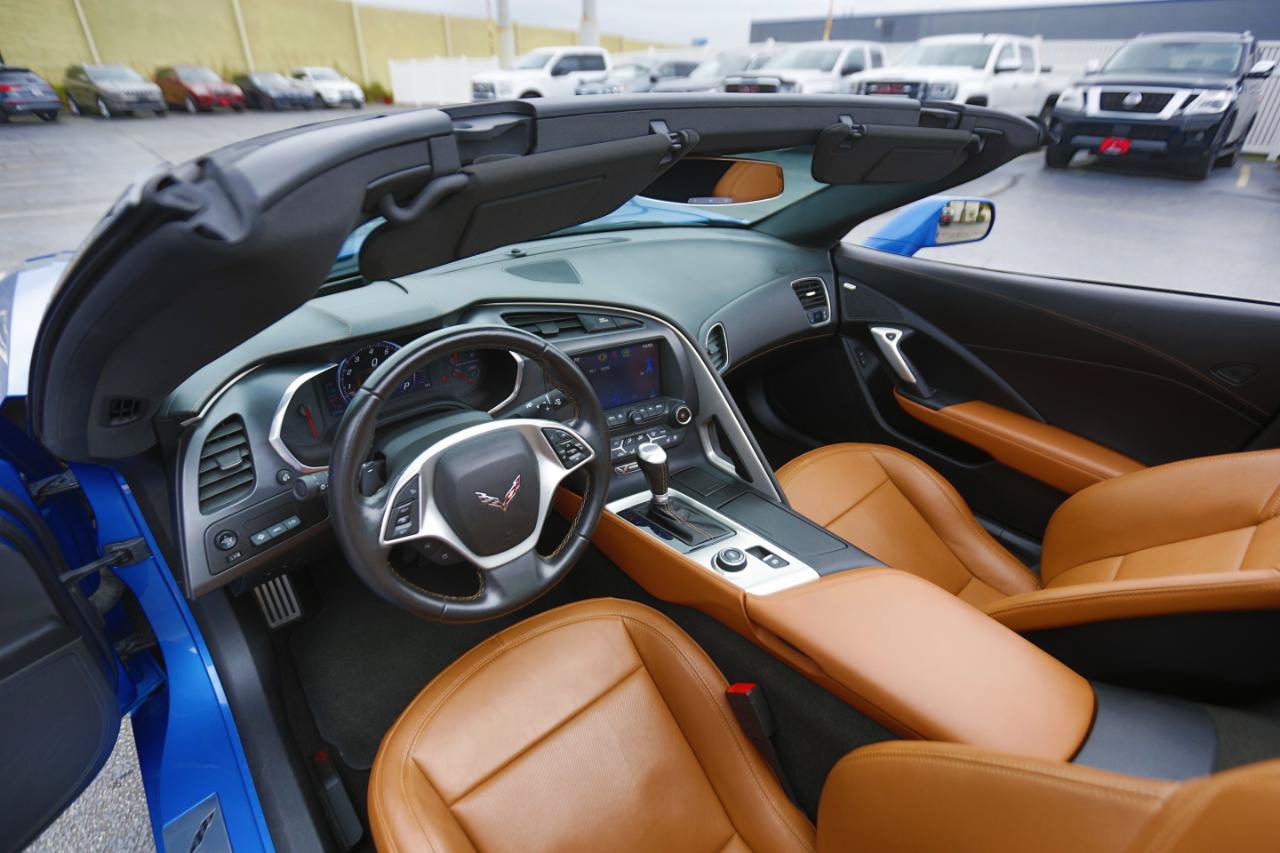 Used 2014 Chevrolet Corvette Stingray Coupe w/ 2LT Preferred Equipment Group RWD image 6