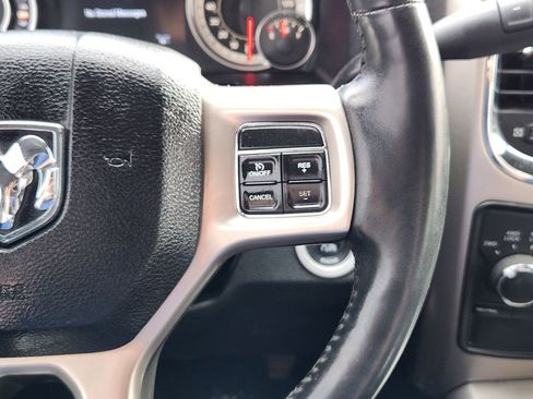Used 2015 RAM 2500 Laramie w/ Convenience Group AWD/4WD image 18