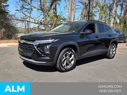 Used 2025 Chevrolet Trax LT