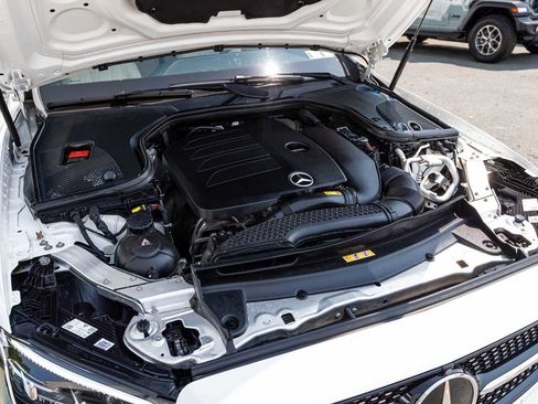 Used 2022 Mercedes-Benz E 350 4MATIC Sedan image 35