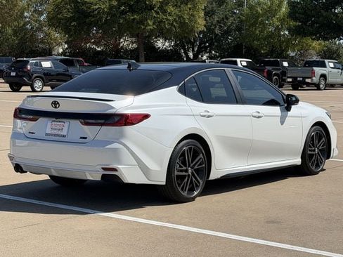 Used 2026 Toyota Camry XSE FWD image 4