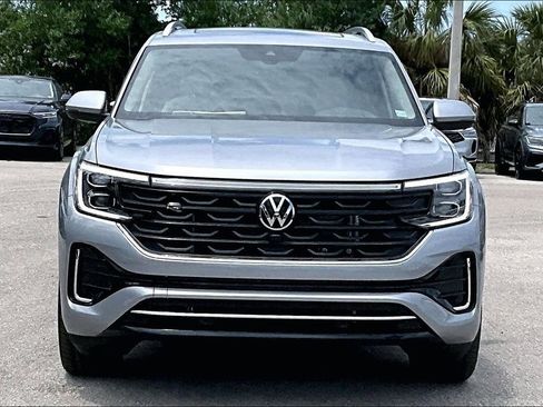 New 2026 Volkswagen Atlas SEL Premium R-Line AWD/4WD image 10