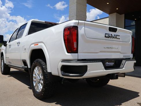 Used 2021 GMC Sierra 2500 Denali w/ Denali Ultimate Package AWD/4WD image 3