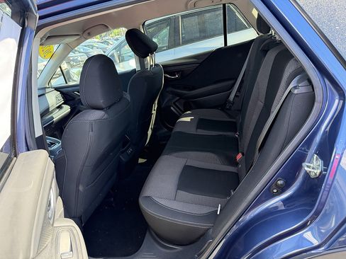 Used 2020 Subaru Outback Premium AWD/4WD image 11