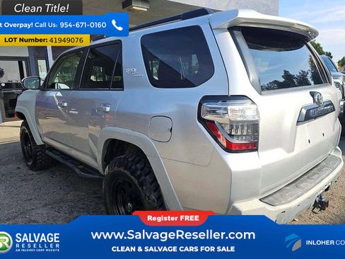 Used 2020 Toyota 4Runner TRD Off-Road Premium w/ Moonroof Package AWD/4WD image 4